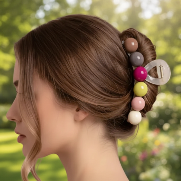 TressLockX™ RetroBead Geometric Hair Claw Clip – Trendy Retro Crab Hair Accessory for Effortless Style - ChicstyleX