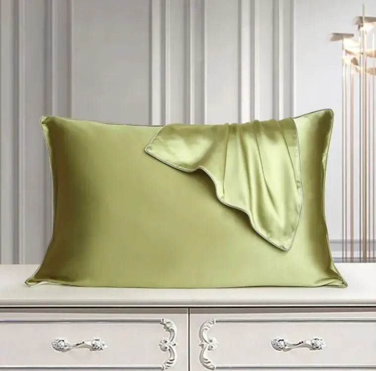 100% Pure Mulberry Silk Pillowcase – Anti-Aging, Frizz-Free Hair & Radiant Skin - ChicstyleX